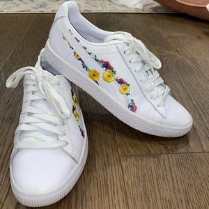 New York puma flower detail sneaker